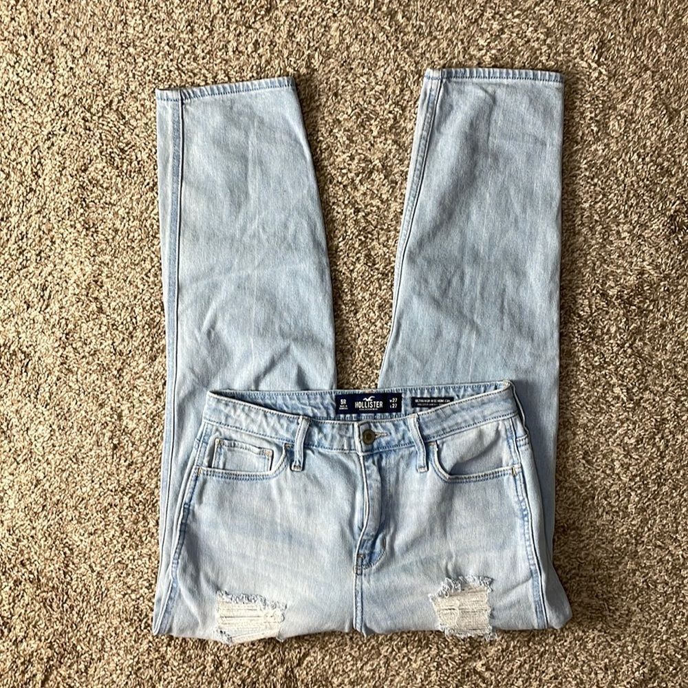 Hollister ultra high rise mom distressed style jeans size 27